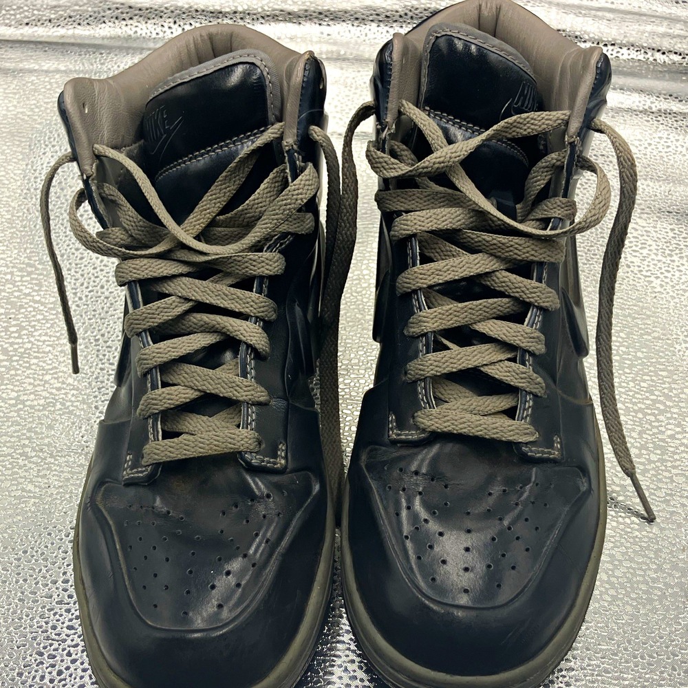 Nike Mens Mid Top Lace Up Athletic Sneakers Black Gray Solid